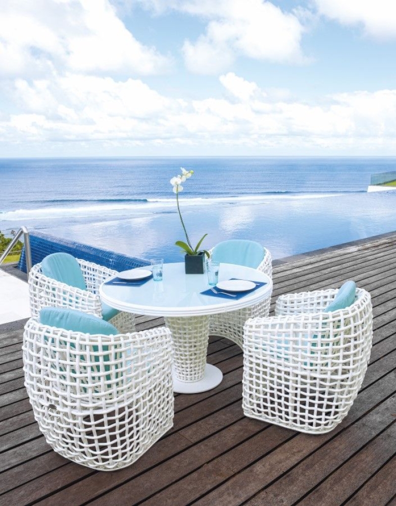 Outdoor. Terraza y jardín